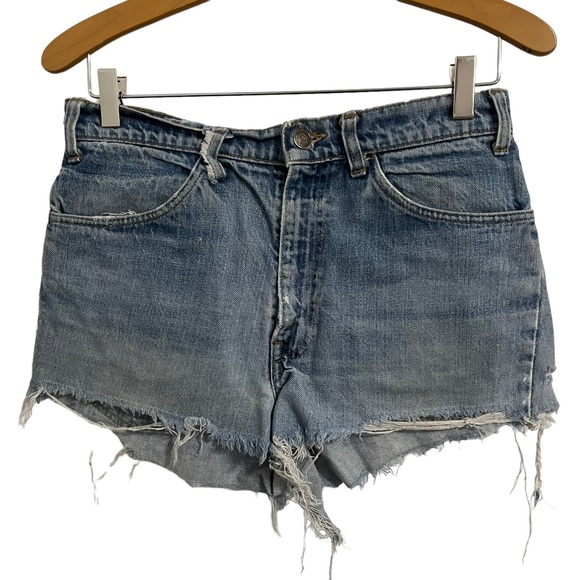 Vintage Levi’s Orange Tab Light Wash Cut Off Distressed Denim Shorts Size 10 - Picture 1 of 11